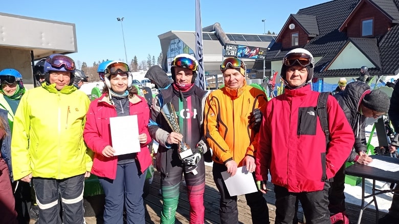 Sukces naszego Wydziału w mistrzostwach AGH w narciarstwie alpejskim i snowboardzie EAIiIB