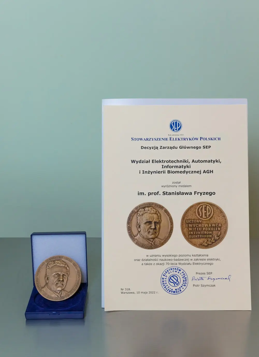 Medal dyplom Dzień Elektryka 2022