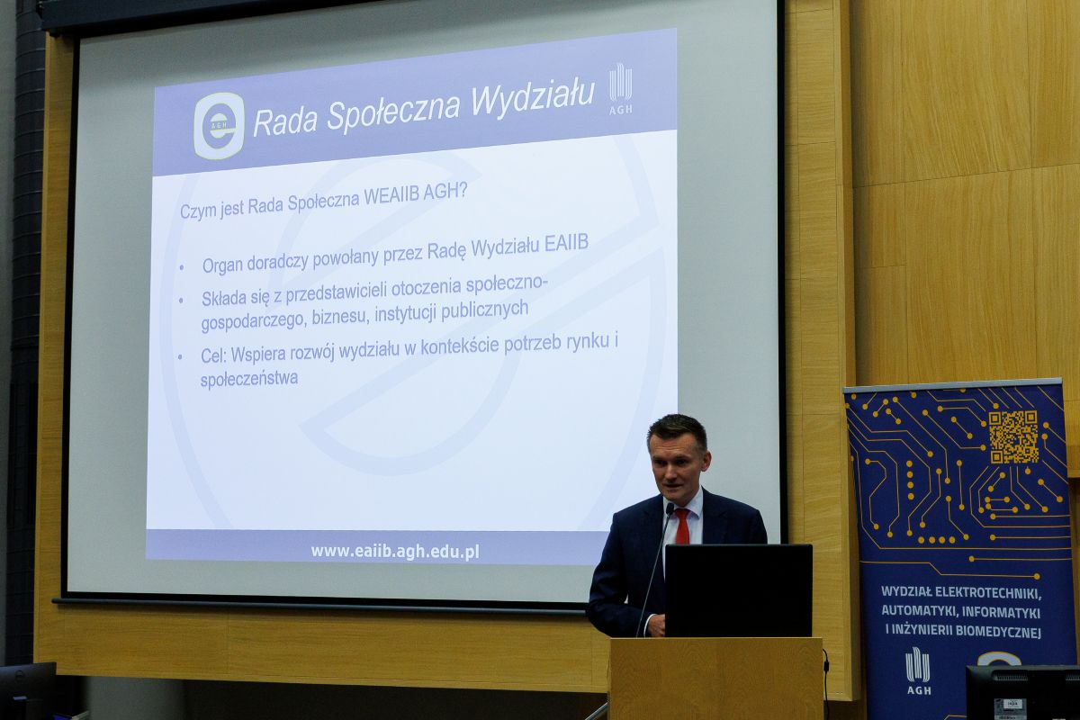 Rada Społeczna EAIiIB zdjecia osób z inauguracji w auli U2