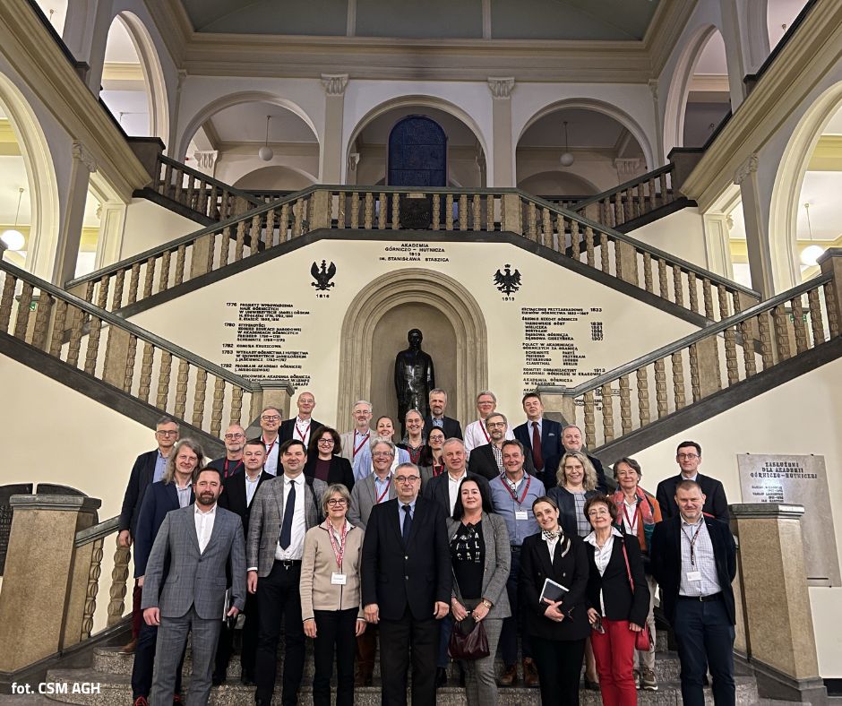 delegacja Higher Education Management
